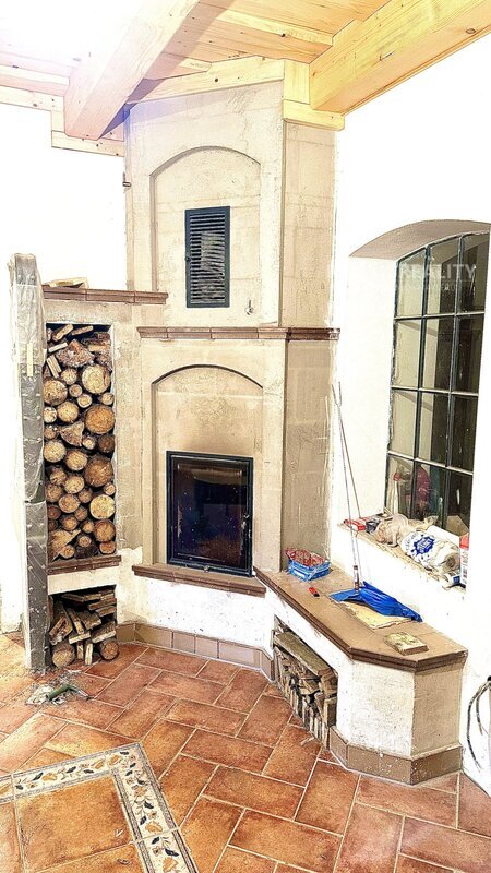 Nabízíme Vám k prodeji dům, bývalý mlýn, podl.plocha 163m2, Hynčina