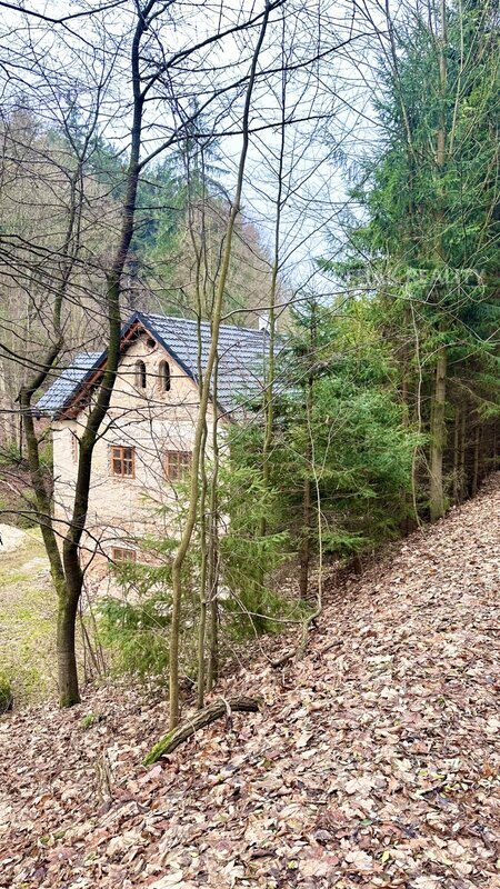 Nabízíme Vám k prodeji dům, bývalý mlýn, podl.plocha 163m2, Hynčina