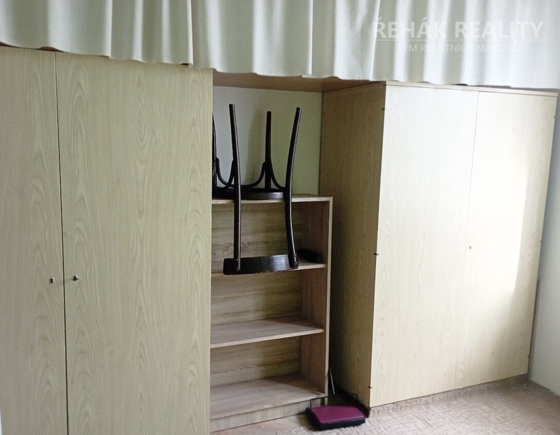 Nabízím Vám k prodeji byt 2+1, 63m2 v panelovém domě ve Svitavách