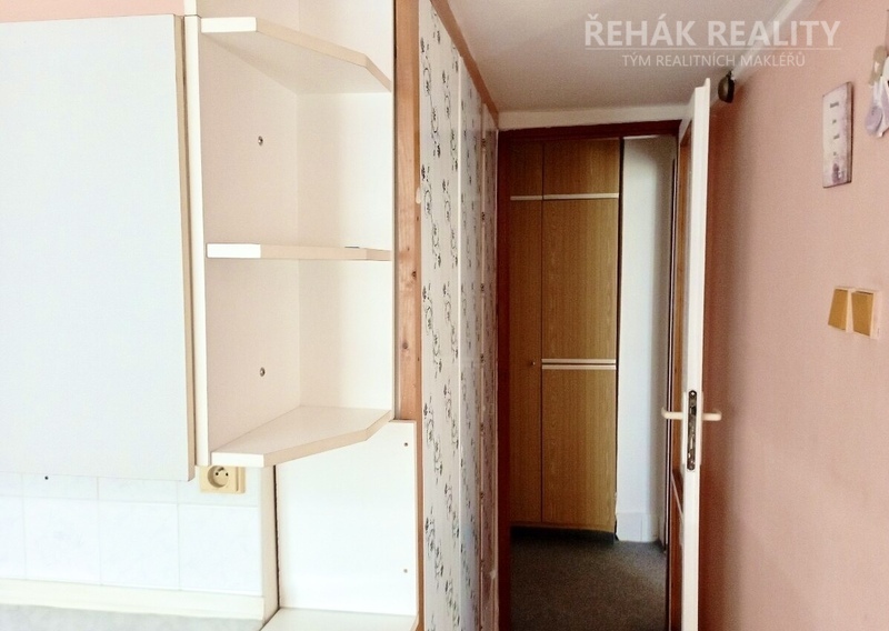 Nabízím Vám k prodeji byt 2+1, 63m2 v panelovém domě ve Svitavách