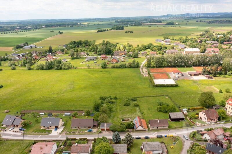 Nabízíme Vám k prodeji pozemek vhodný k budoucí zástavbě v obci Dřevěnice 8 km od Jičína u Nové…