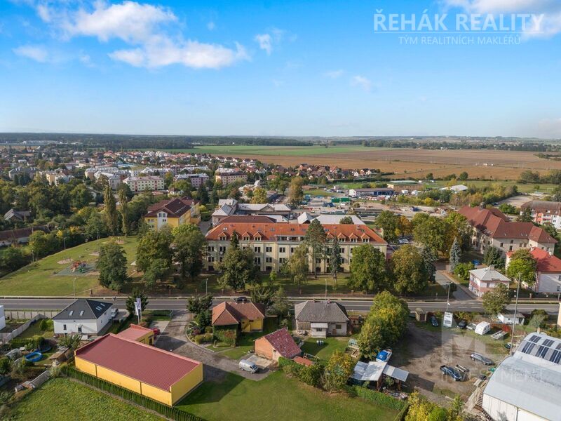 Nabízíme Vám k prodeji byt 3+KK ve zděném domě v Opatovicích nad Labem. Byt se nachází v 1.NP a je…