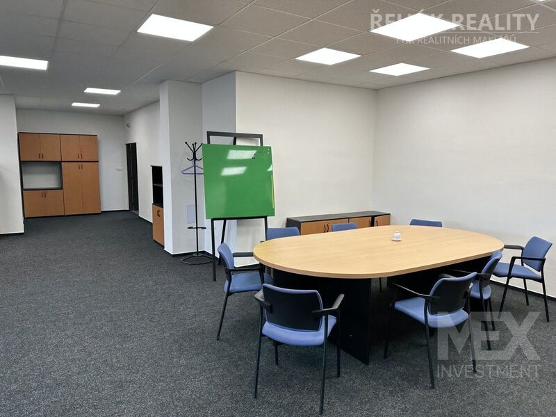 Nabízíme Vám k pronájmu administrativní prostory 120m2, vhodné i jako sklad, příkon 220 W. Prostor…