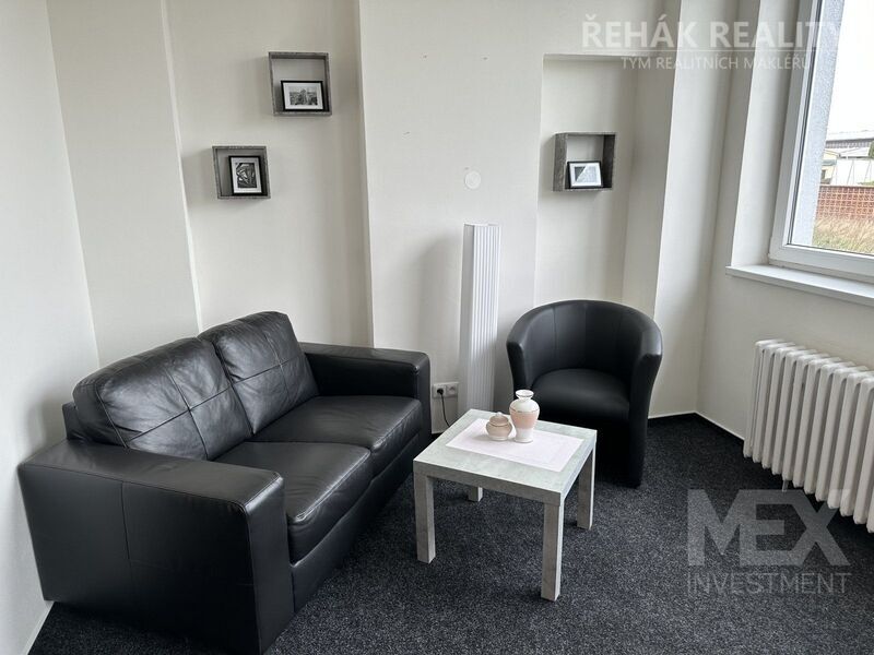 Nabízíme Vám k pronájmu administrativní prostory 120m2, vhodné i jako sklad, příkon 220 W. Prostor…
