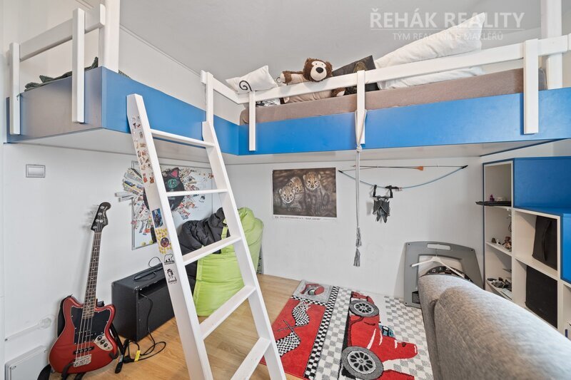 Prodej bytu 3+1 68 m²  Vysocká, Hradec Králové - Moravské Předměstí