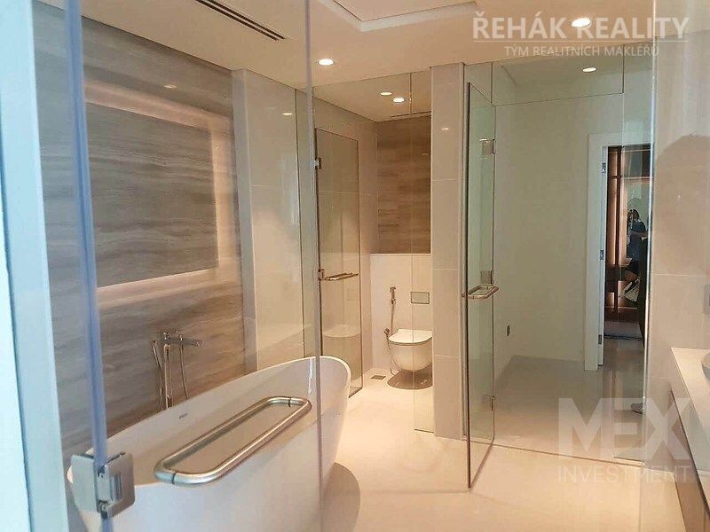 Nabízíme vám k prodeji luxusní byty z projektu Serenia na Palm Jumeirah, který se nachází mezi…