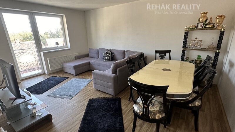 Prodej bytu 3+1 89 m2 Sloupenská, Skřivany