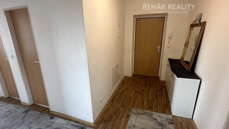 Prodej bytu 3+1 89 m2 Sloupenská, Skřivany