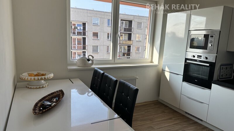 Prodej bytu 3+1 89 m2 Sloupenská, Skřivany