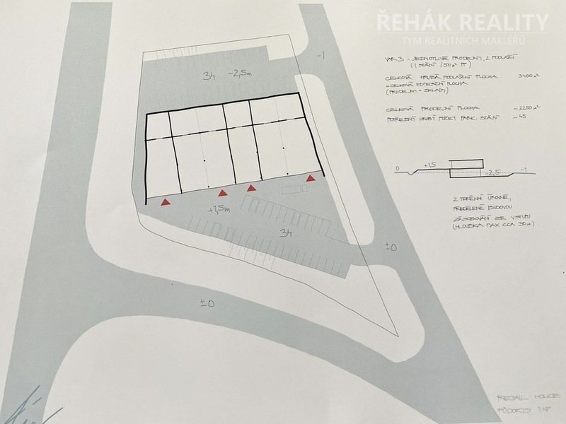 Nabízíme Vám k prodeji lukrativní stavební pozemek s developerským záměrem ve městě Holice 4960m2