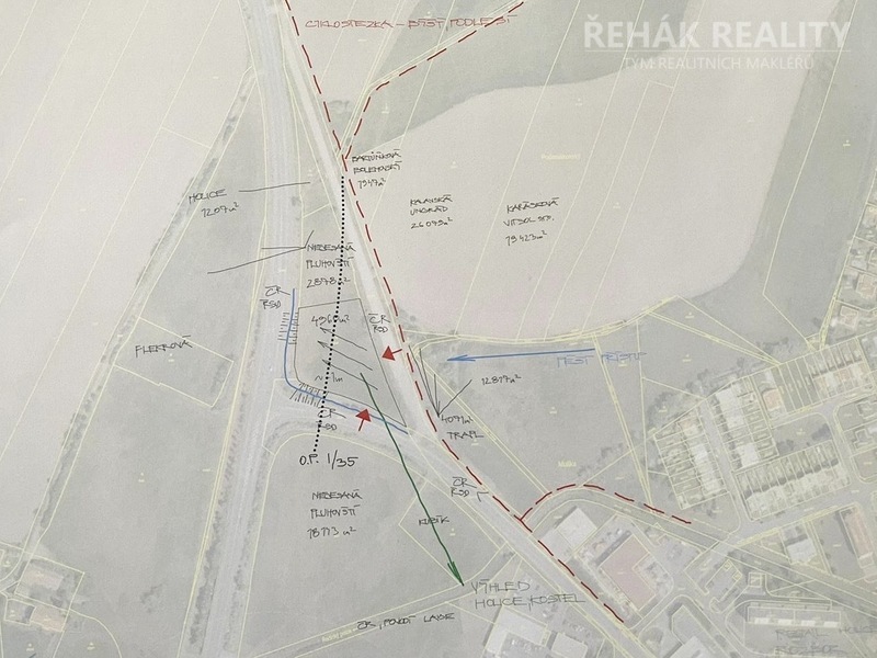 Nabízíme Vám k prodeji lukrativní stavební pozemek s developerským záměrem ve městě Holice 4960m2